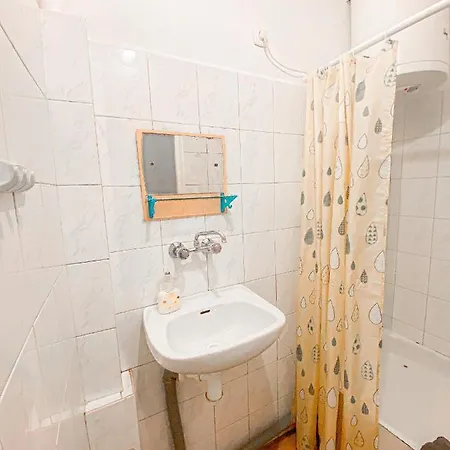 호스텔 Schronisko Mlodziezowe Ptsm 