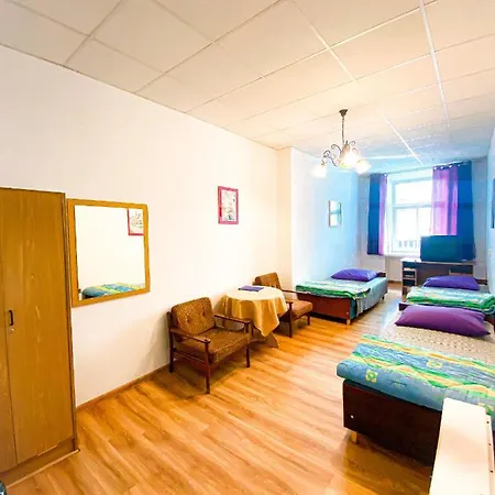 Schronisko Mlodziezowe Ptsm 