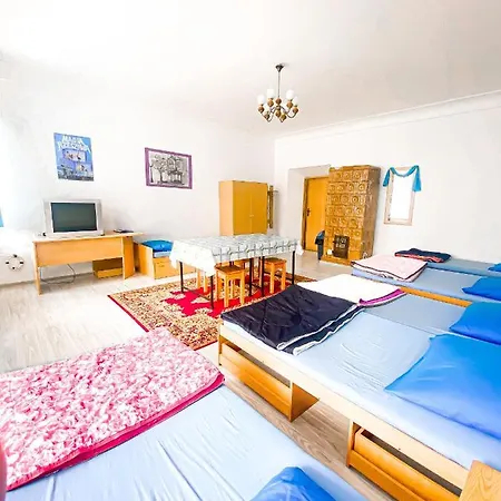 Schronisko Mlodziezowe Ptsm 