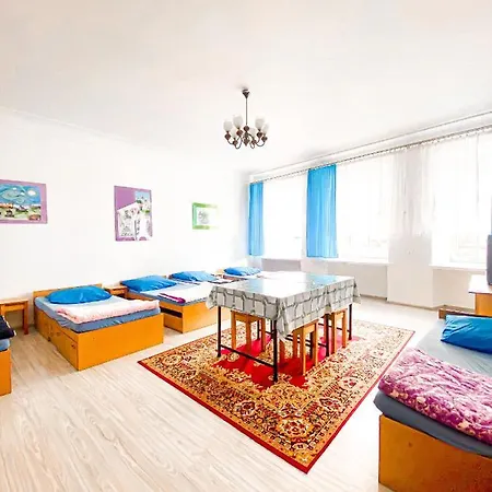 Schronisko Mlodziezowe Ptsm 