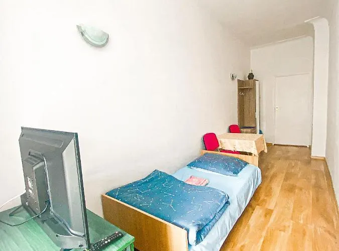 Schronisko Mlodziezowe Ptsm 