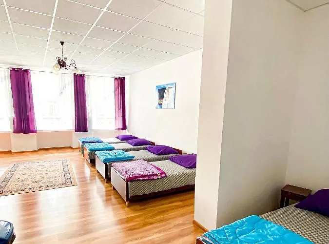 Schronisko Mlodziezowe Ptsm 