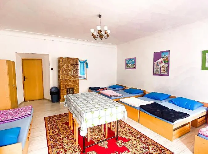 Hostel Schronisko Mlodziezowe Ptsm 